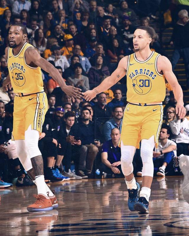 犹豫地提到 犹豫地提到