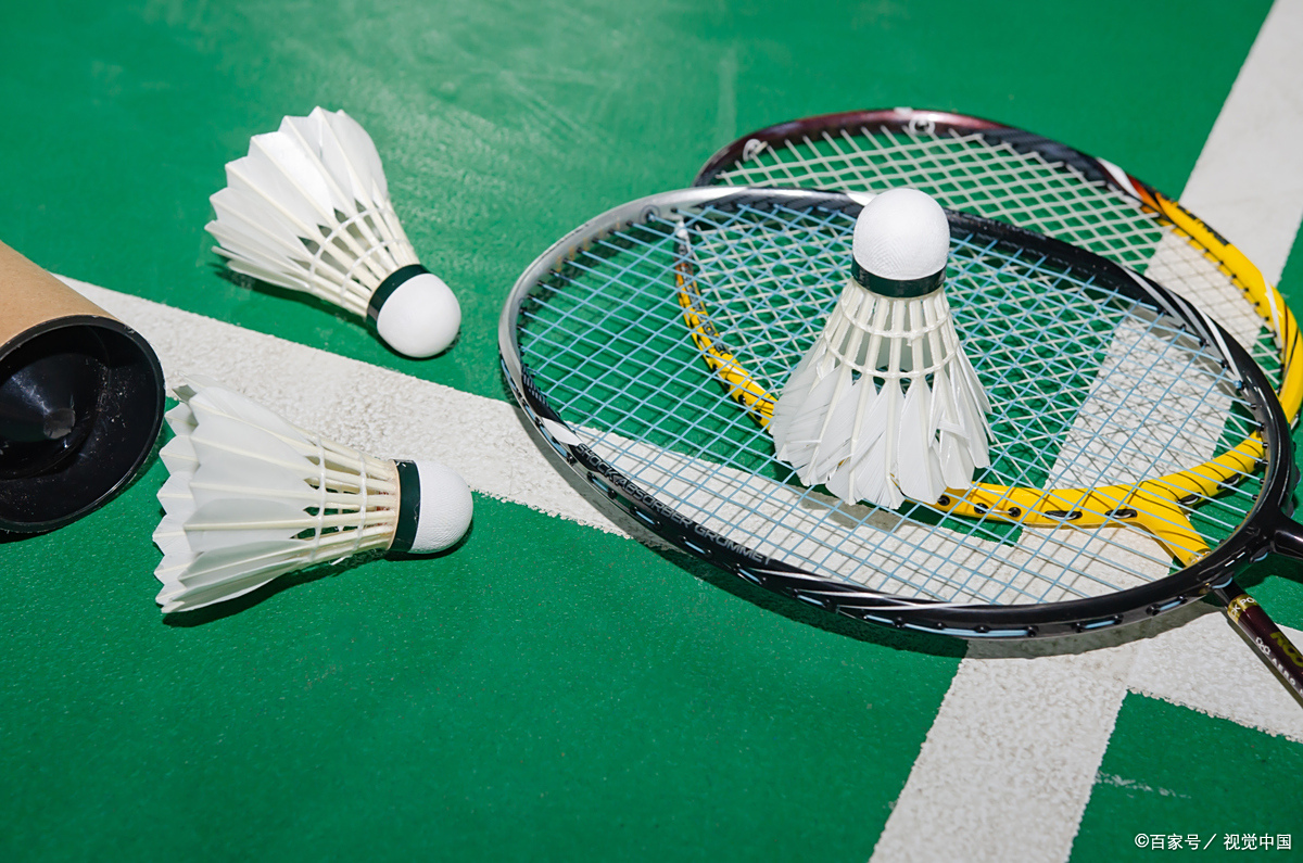 足球在整个 足球在整个